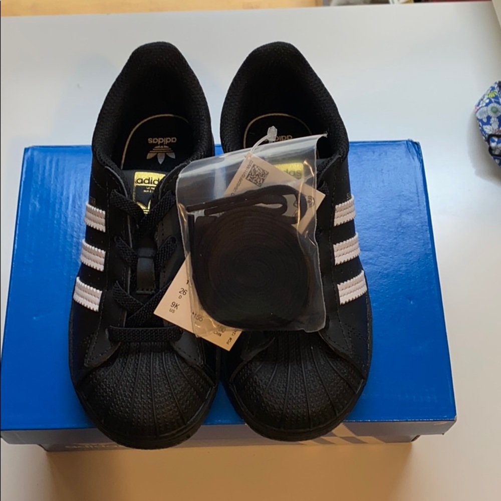 Adidas superstar shoes NEW